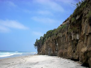 Boneyard Beach Cliffs Beaches of Encinitas