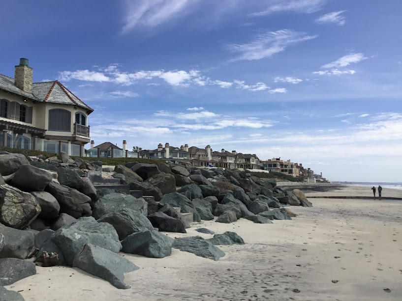 End of Saint Malo Beach