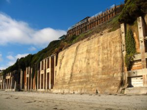 Encinitas Bluffs retaining walls best san diego hikes