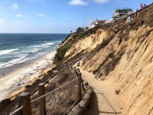 beacons switchback trail encinitas bluff walkway