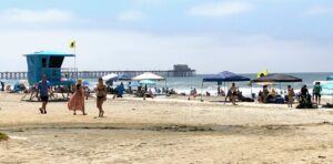 Breakwater way beach oceanside august