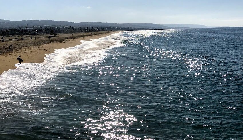 Newport Beach south pier sand waves